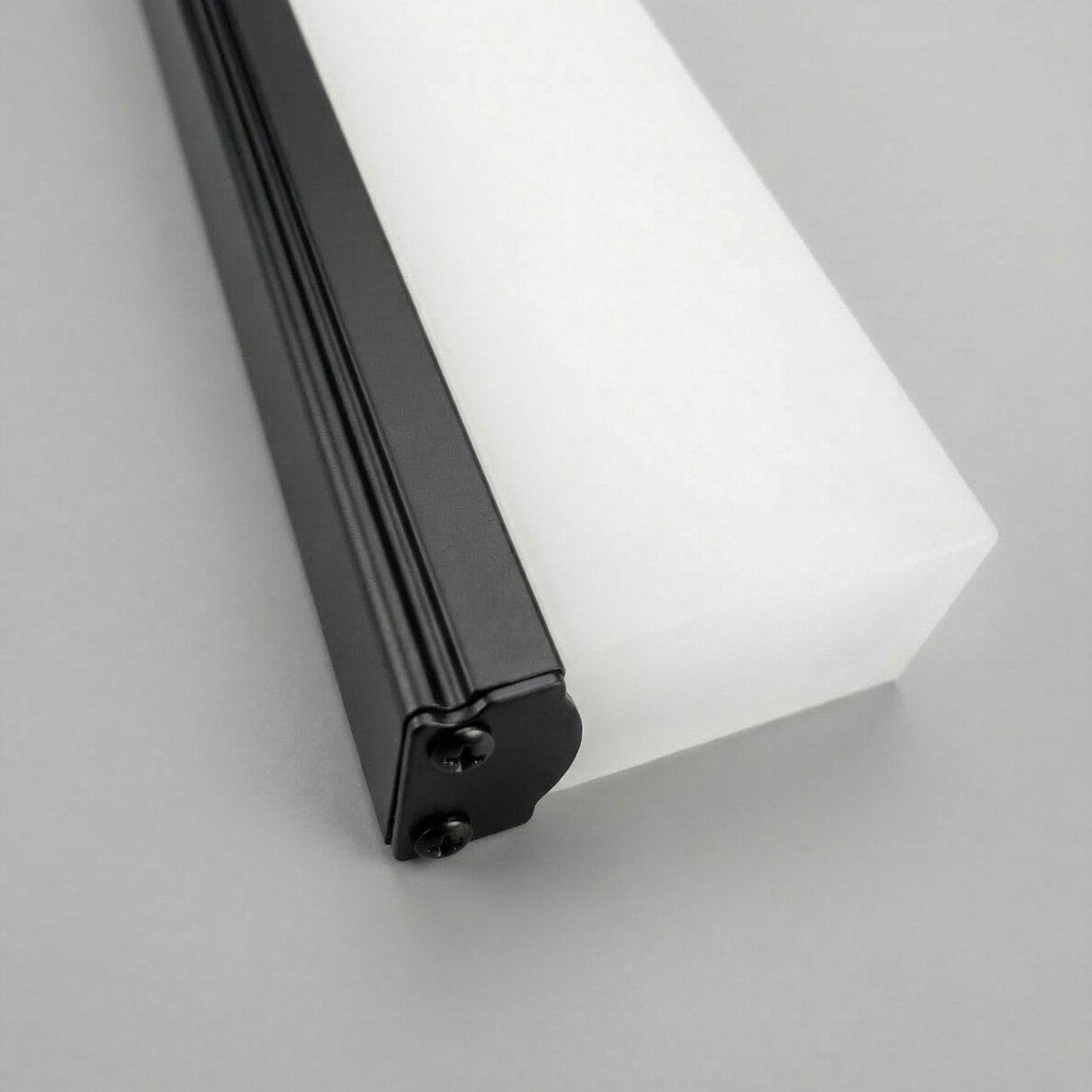 Sieninė lempa LED 60CM APP1855-1W BLACK 7